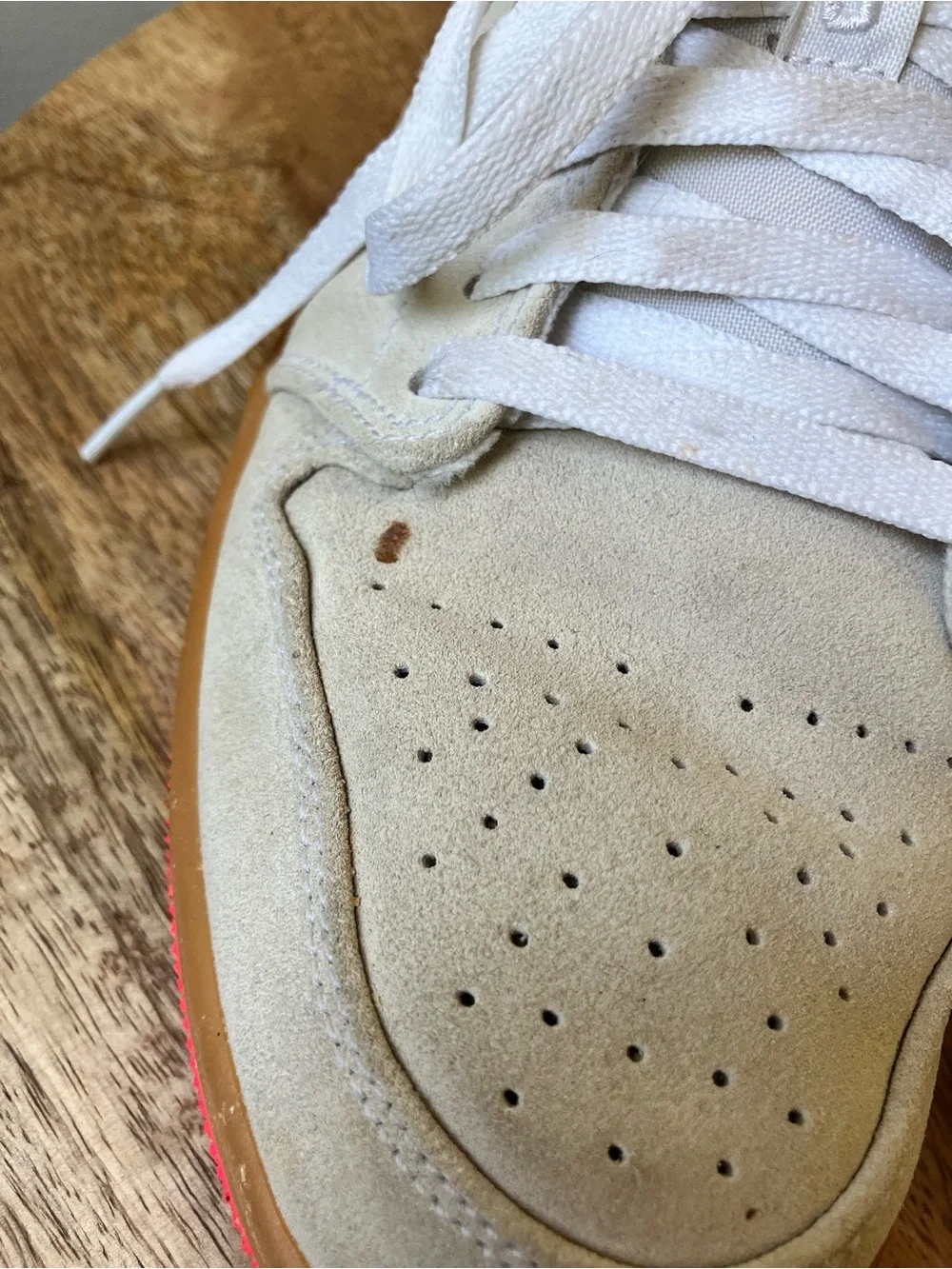 Nike Air Jordan | Jordan 1 Low White Gum Hyper Pink Suede Sneakers Ultra Rare
